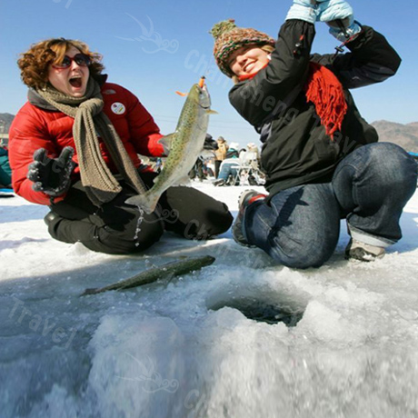 韓國~滑雪場+冰上釣鱒魚